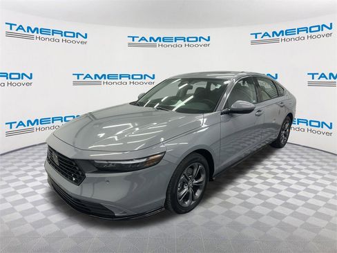 Used 2025 Honda Accord EX-L image 1