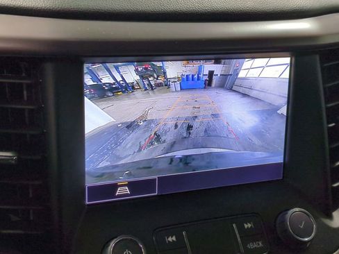 Used 2023 GMC Acadia AT4 image 35