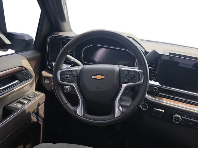 Used 2026 Chevrolet Silverado 2500 LT AWD/4WD image 14