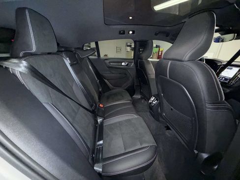 Used 2024 Volvo C40 P8 Recharge Ultimate w/ Protection Package Premier RWD image 16