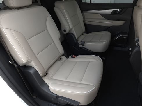 New 2026 Buick Enclave Preferred w/ Power Package FWD image 43
