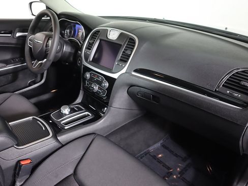 Used 2023 Chrysler 300 Touring w/ Sport Appearance Package image 24