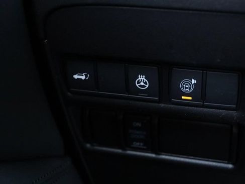 Certified 2024 Nissan Armada SL w/ Captain's Chairs Package AWD/4WD image 23