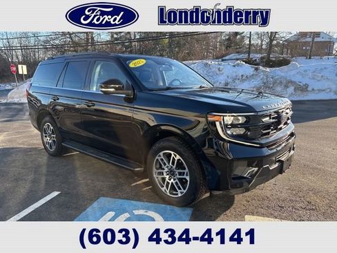 Used 2025 Ford Expedition Active image 1