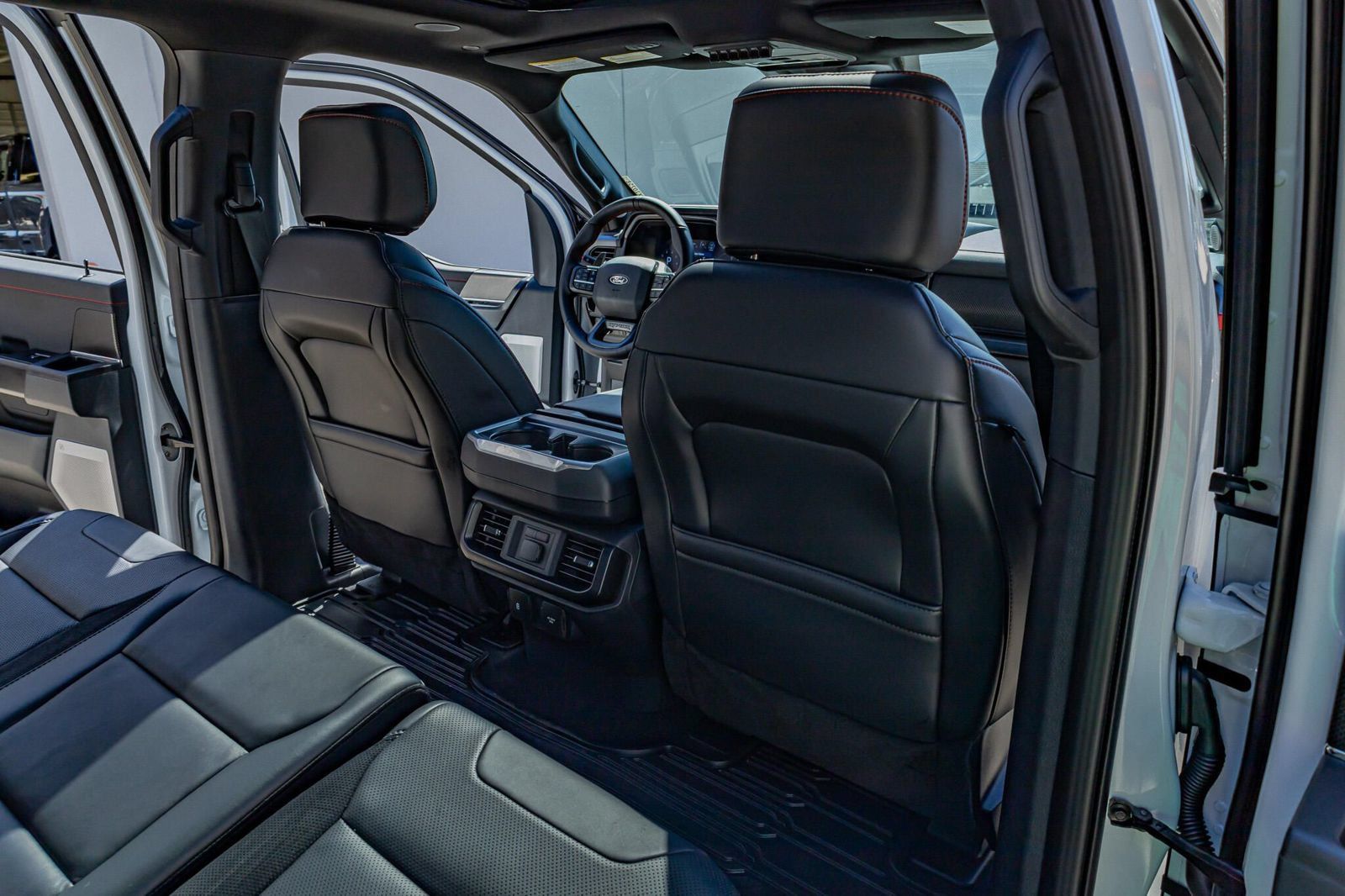 Used 2025 Ford F150 Raptor AWD/4WD image 44