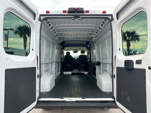 Used 2023 RAM ProMaster 2500 FWD image 35