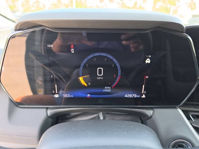 Used 2025 Chevrolet TrailBlazer LT FWD image 32