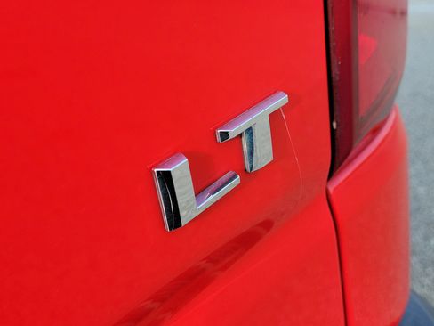 Used 2019 Chevrolet Silverado 1500 LT Trail Boss image 7