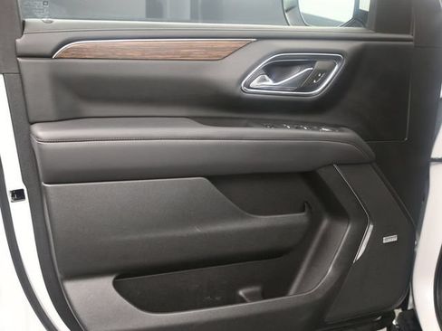 Used 2023 Chevrolet Tahoe High Country AWD/4WD image 20