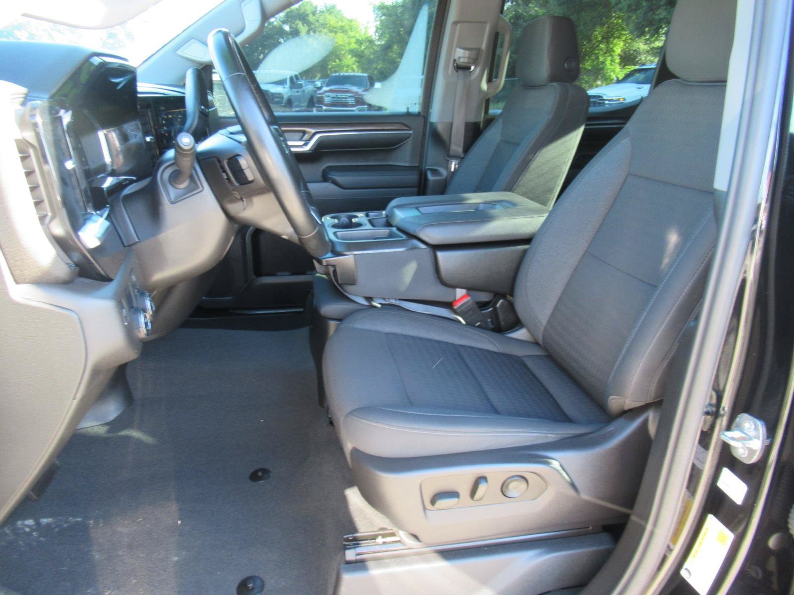 Used 2023 Chevrolet Silverado 1500 RST RWD image 19