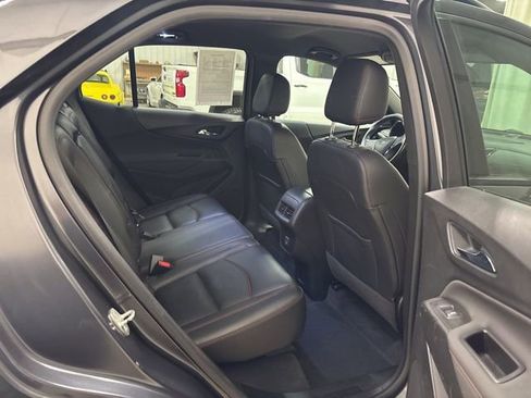 Used 2022 Chevrolet Equinox RS w/ RS Leather Package FWD image 15