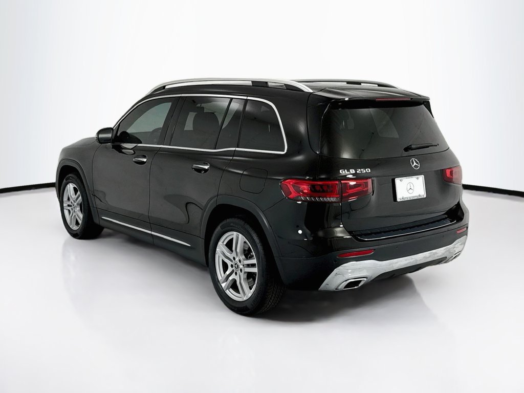 Used 2023 Mercedes-Benz GLB 250 image 7