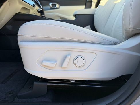 New 2026 Kia Sorento S image 17