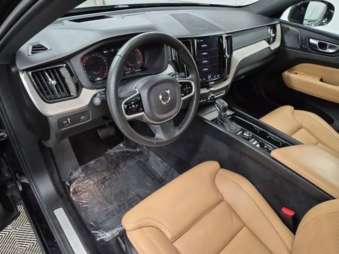 Used 2020 Volvo XC60 T6 Inscription w/ Protection Package Premier image 22
