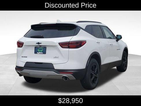 Certified 2023 Chevrolet Blazer LT w/ Midnight/Sport Edition FWD image 3