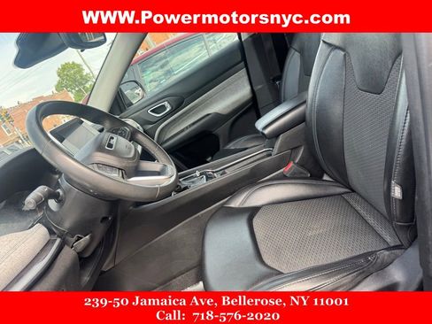 Used 2022 Jeep Compass Latitude AWD/4WD image 24