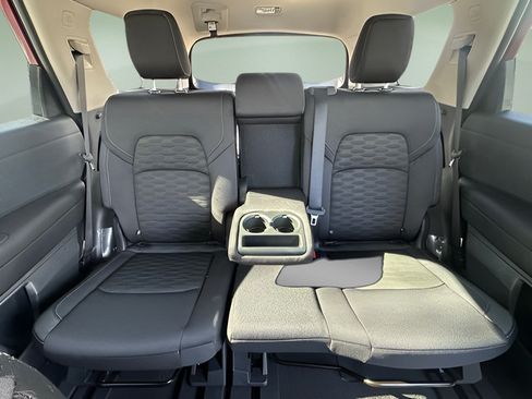 Certified 2026 Nissan Pathfinder SV AWD/4WD image 15