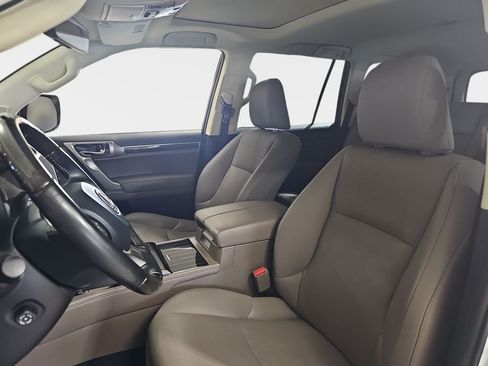 Certified 2020 Lexus GX 460 Premium w/ Premium Package AWD/4WD image 14
