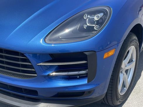 Used 2020 Porsche Macan AWD/4WD image 9