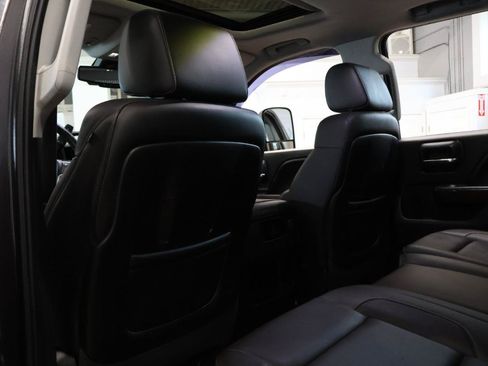Used 2015 GMC Sierra 2500 SLT w/ Driver Alert Package AWD/4WD image 13