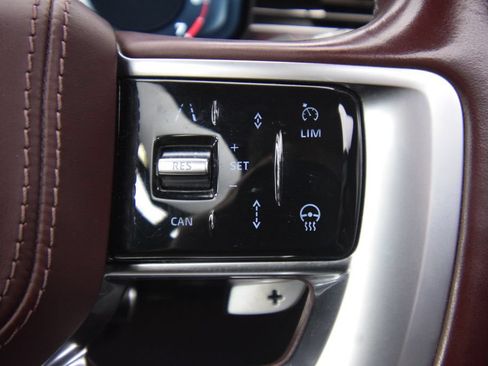 Used 2023 Land Rover Range Rover SE AWD/4WD image 34