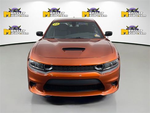Used 2023 Dodge Charger Scat Pack w/ Navigation & Travel Group image 2