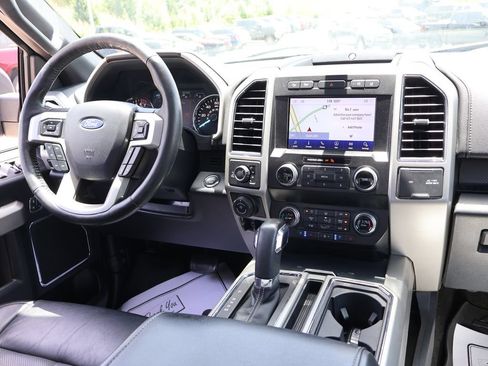 Used 2020 Ford F150 Lariat w/ Equipment Group 502A Luxury AWD/4WD image 14
