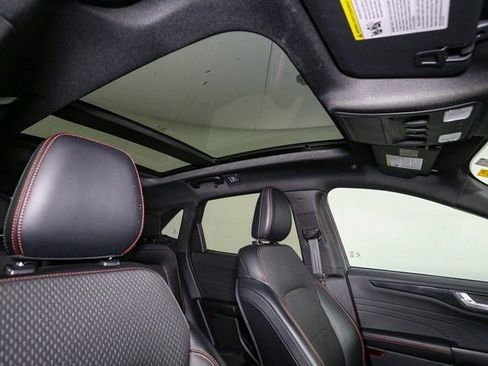 Used 2023 Ford Escape ST-Line w/ Tech Pack #1 image 18