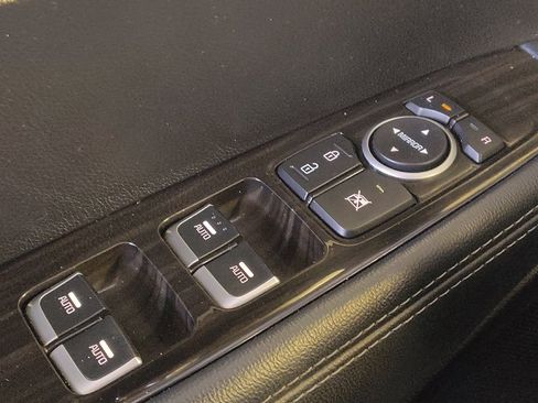 Used 2020 Kia Sorento LX image 27