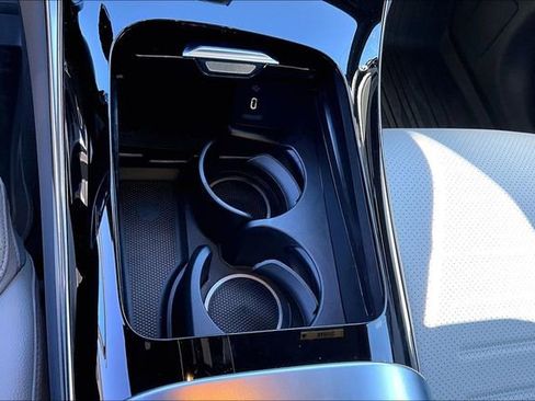 New 2026 Mercedes-Benz GLC 350e 4MATIC image 19