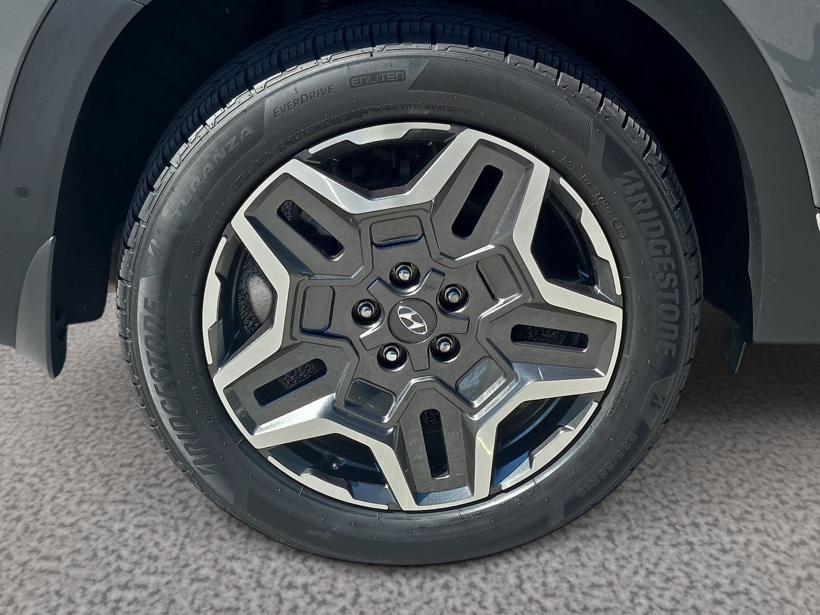 Used 2023 Hyundai Santa Fe Limited AWD/4WD image 8