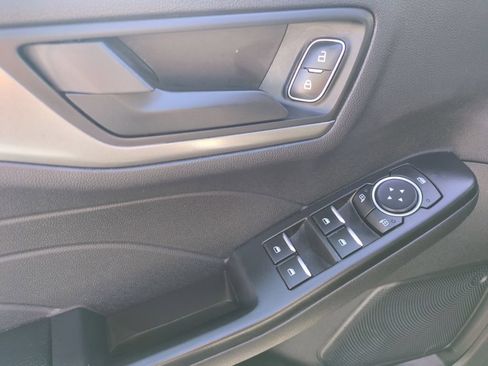 Used 2025 Ford Escape Active AWD/4WD image 13