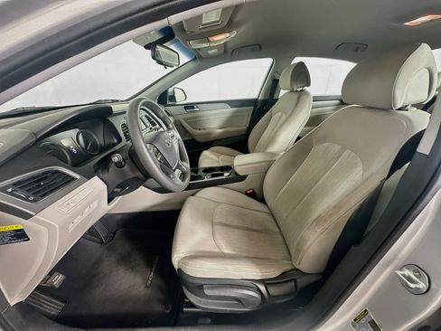 Used 2016 Hyundai Sonata SE FWD image 13