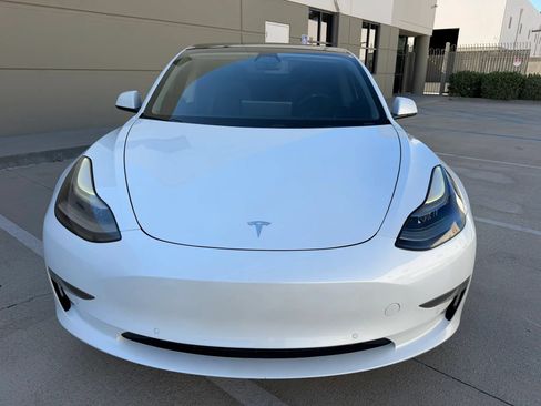 Used 2021 Tesla Model 3 Standard Range Plus RWD image 2