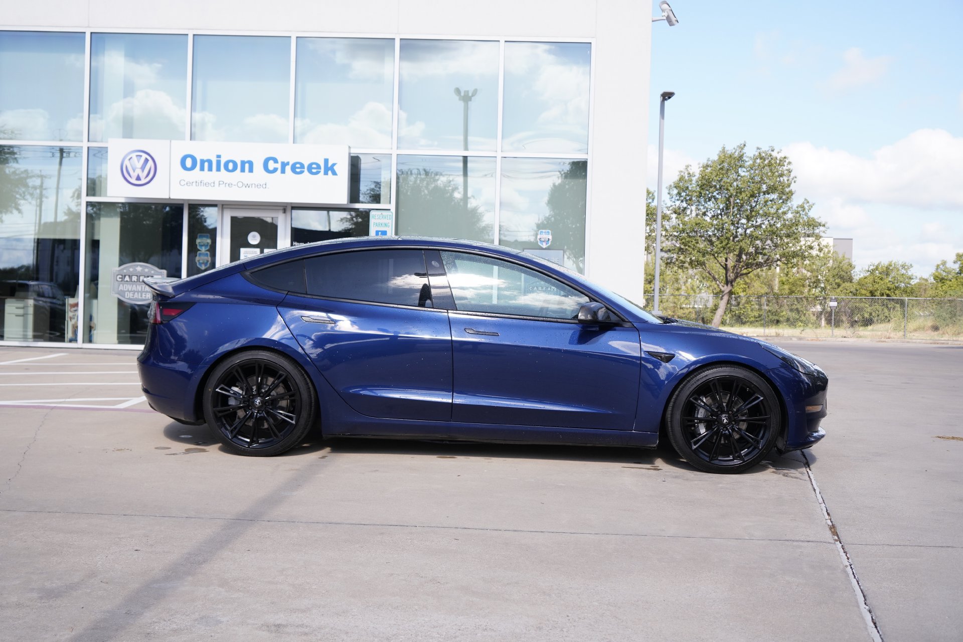 Used 2021 Tesla Model 3 Standard Range Plus RWD image 4