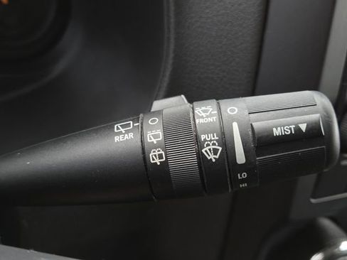 Used 2015 Jeep Patriot Sport FWD image 9