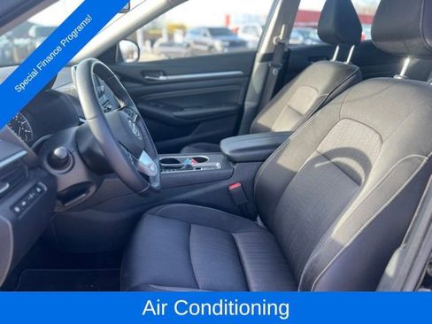 Used 2019 Nissan Altima 2.5 SV image 10