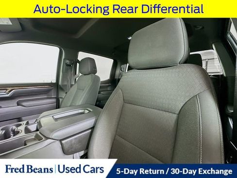 Used 2022 GMC Sierra 1500 Elevation image 27