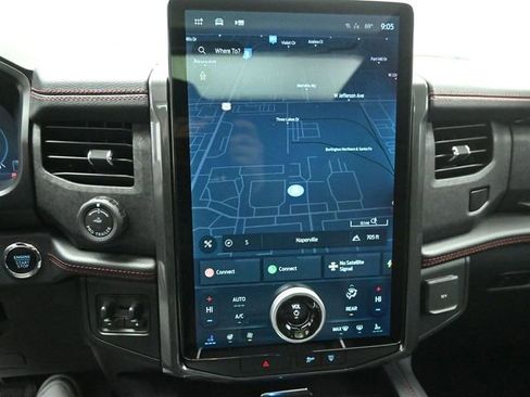 Used 2023 Ford Expedition Limited image 16