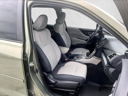 Used 2021 Subaru Forester Premium AWD/4WD image 9