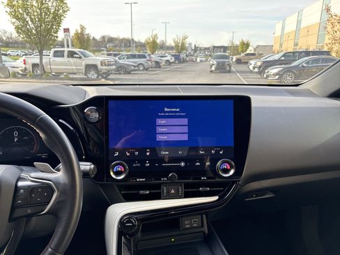 Used 2023 Lexus NX 350 AWD image 29