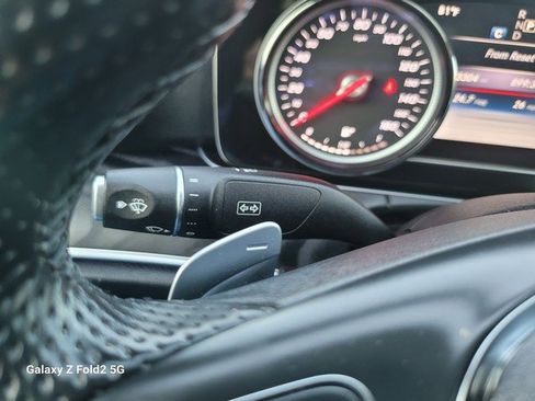 Used 2018 Mercedes-Benz E 300 4MATIC image 30