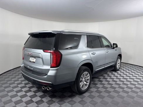Used 2024 GMC Yukon Denali image 3