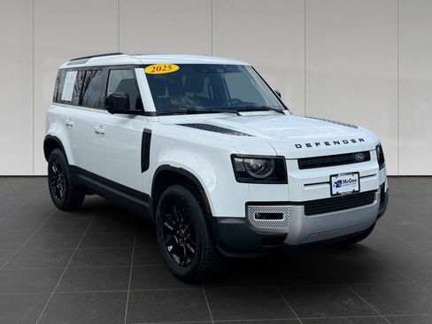 Used 2025 Land Rover Defender 110 S image 7