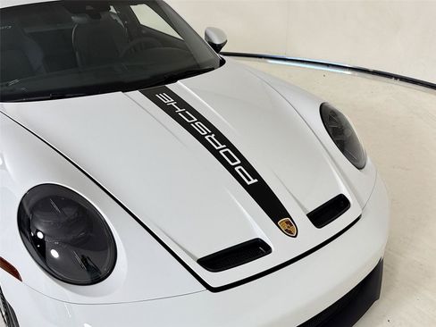 Used 2025 Porsche 911 GT3 w/ Chrono Package RWD image 33