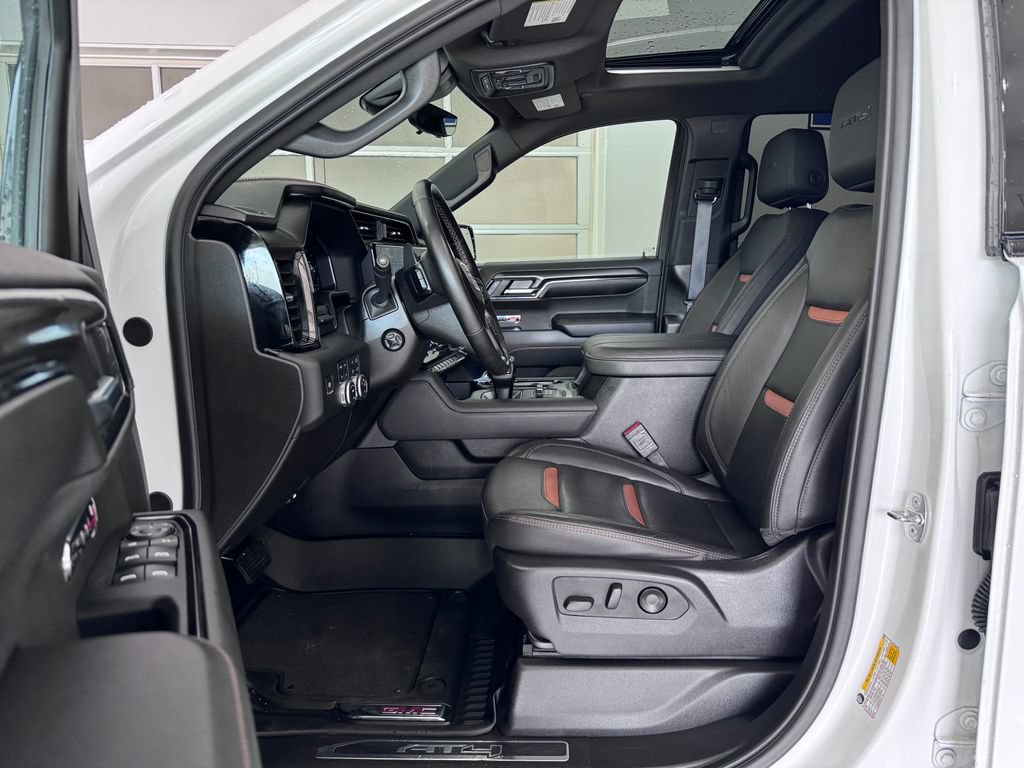 Certified 2024 GMC Sierra 1500 AT4 w/ Technology Package AWD/4WD image 11
