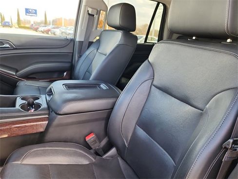 Used 2018 GMC Yukon SLT w/ HD Trailering Package image 14