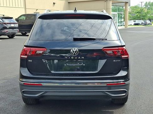 Used 2022 Volkswagen Tiguan SE AWD/4WD image 3