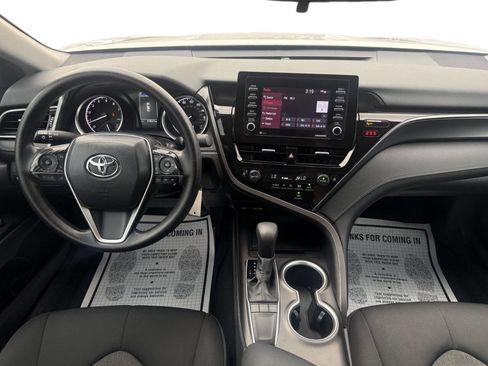 Used 2024 Toyota Camry LE image 10