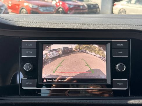 Used 2022 Volkswagen Jetta Sport FWD image 21